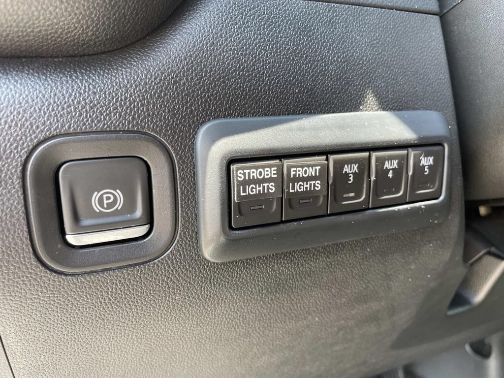 Used 2021 Chevrolet Silverado 2500 W/T w/ WT Convenience Package AWD/4WD image 31