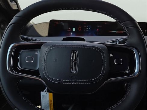 New 2025 Lincoln Navigator Reserve w/ Jet Appearance Package image 19