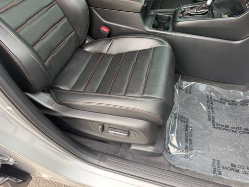 Used 2025 Honda CR-V Sport-L image 32