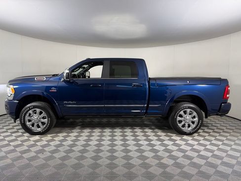 Used 2024 RAM 3500 Limited AWD/4WD image 11