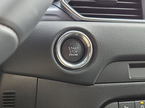 New 2025 MAZDA CX-5 AWD 2.5 S w/ Select Package image 17