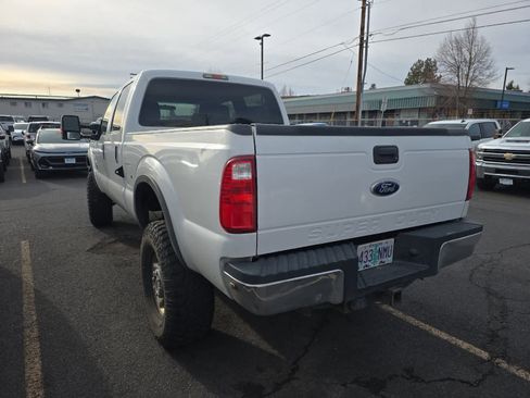 Used 2012 Ford F350 XLT w/ Heavy Service Suspension Pkg image 3