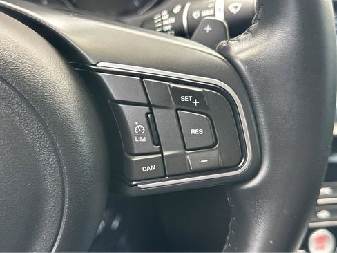 Used 2017 Jaguar XE RWD image 23