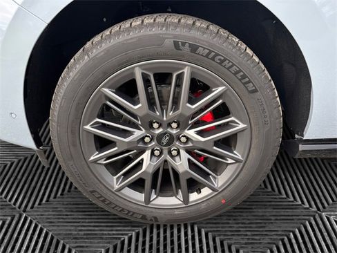 New 2025 Ford Expedition Max Platinum w/ Stealth Performance Package image 14