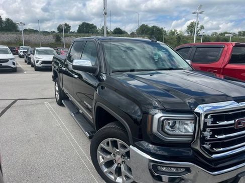 Used 2018 GMC Sierra 1500 SLT w/ SLT Premium Package AWD/4WD image 2