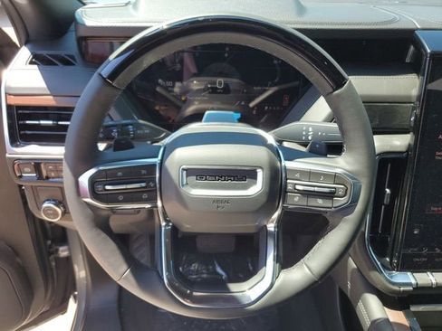New 2026 GMC Yukon XL Denali w/ Denali Reserve Package RWD image 21