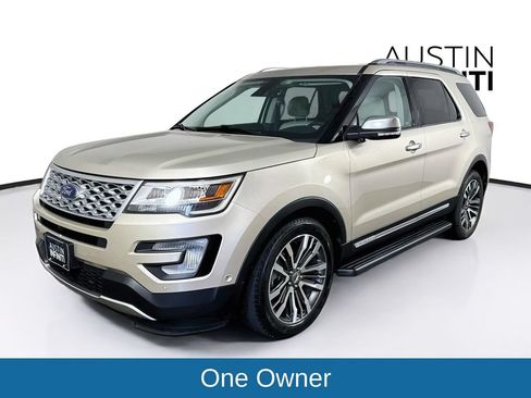Used 2017 Ford Explorer Platinum AWD/4WD image 3