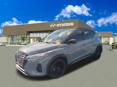 Used 2021 Nissan Kicks SR