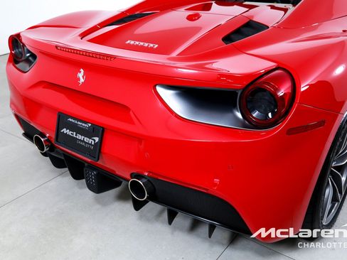 Used 2019 Ferrari 488 Spider RWD image 36