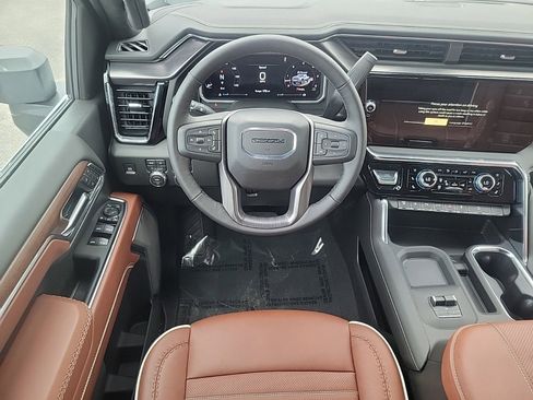 New 2026 GMC Sierra 2500 Denali Ultimate image 15