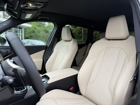 New 2025 BMW X3 xDrive30i w/ Convenience Package image 12