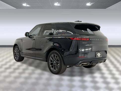 Used 2024 Land Rover Range Rover Sport SE AWD/4WD image 3