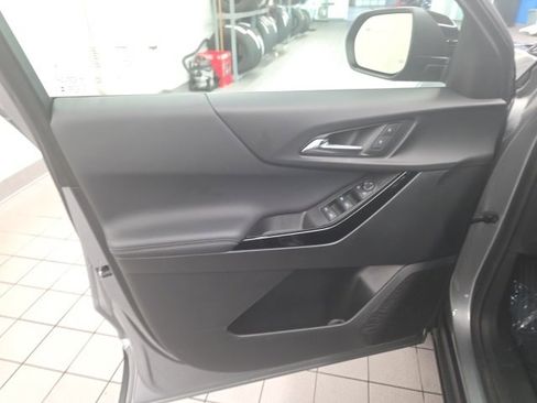 New 2025 Chevrolet Equinox LT w/ Safety and Technology Package image 10