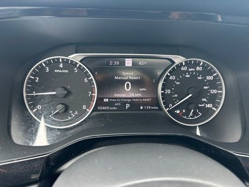 Used 2022 Nissan Pathfinder SL w/ SL Premium Package image 15