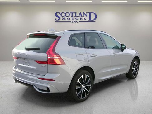 Used 2025 Volvo XC60 B5 Plus image 6