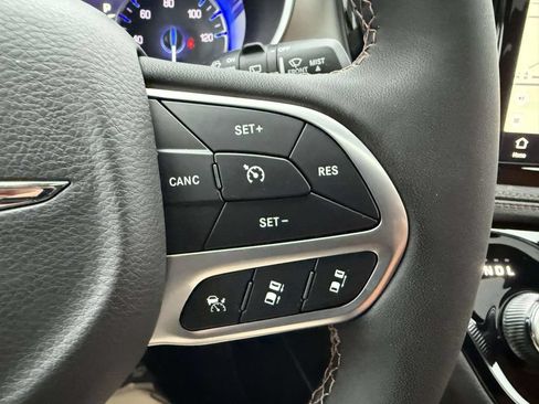 New 2026 Chrysler Pacifica Pinnacle AWD/4WD image 24