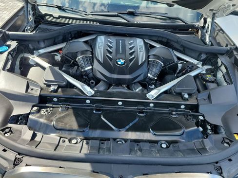 Used 2022 BMW X7 M50i w/ Dynamic Handling Package AWD/4WD image 29