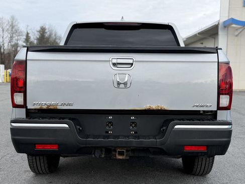 Used 2017 Honda Ridgeline RTS image 6