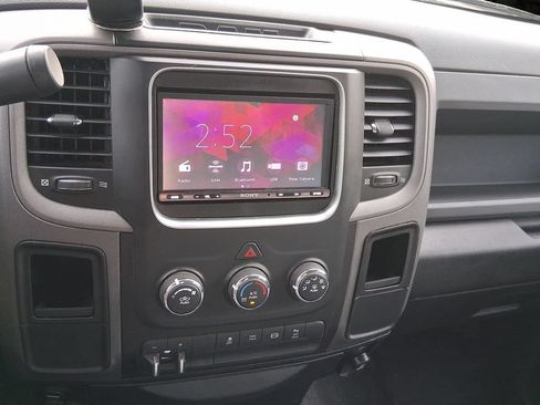 Used 2017 RAM 2500 Tradesman w/ Chrome Appearance Group RWD image 19