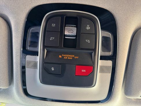 Used 2022 Hyundai Santa Fe Limited AWD/4WD image 20