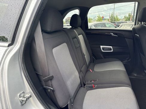 Used 2014 Chevrolet Captiva Sport LT FWD image 26