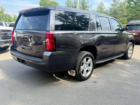 Used 2017 Chevrolet Suburban LT AWD/4WD image 7