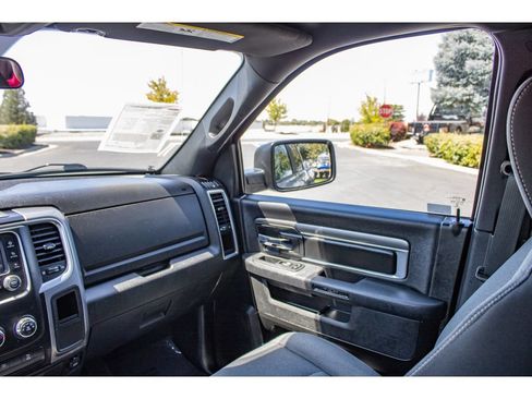 Used 2022 RAM 1500 Warlock AWD/4WD image 19