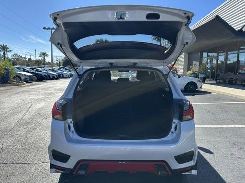 Used 2024 Mitsubishi Outlander Sport LE image 32