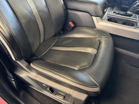 Used 2019 Ford F150 Platinum w/ Equipment Group 701A Luxury image 26