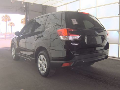 Used 2020 Subaru Forester AWD/4WD image 11