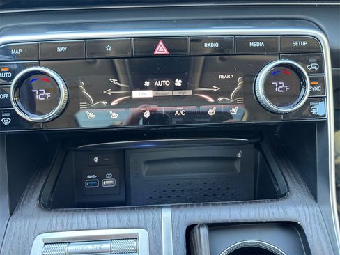 Used 2021 Genesis GV80 2.5T w/ Advanced Package 02 image 24