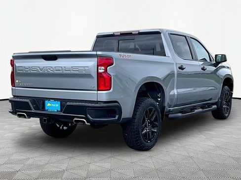 Used 2024 Chevrolet Silverado 1500 LT Trail Boss w/ Convenience Package II AWD/4WD image 6