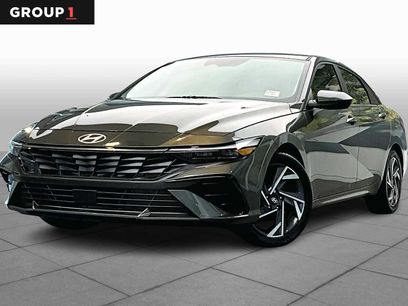 Used 2024 Hyundai Elantra SEL w/ Convenience Package
