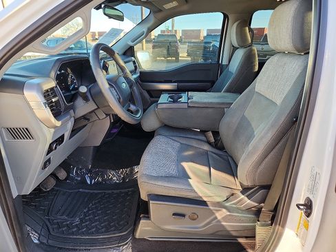 Used 2023 Ford F150 XLT image 12