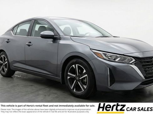 Used 2025 Nissan Sentra SV image 1