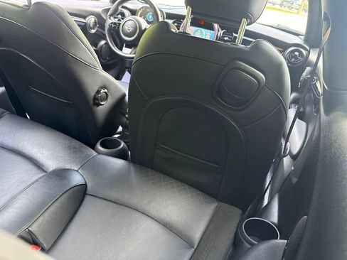 Used 2022 MINI Cooper S w/ Driver Assistance Package FWD image 14