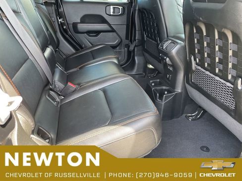 Used 2022 Jeep Gladiator Mojave AWD/4WD image 33