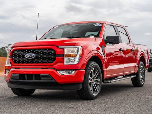 Certified 2022 Ford F150 XL w/ STX Appearance Package RWD image 3