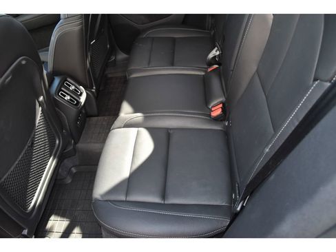 Certified 2025 Volvo XC40 B5 Ultra w/ Protection Package Premier image 16