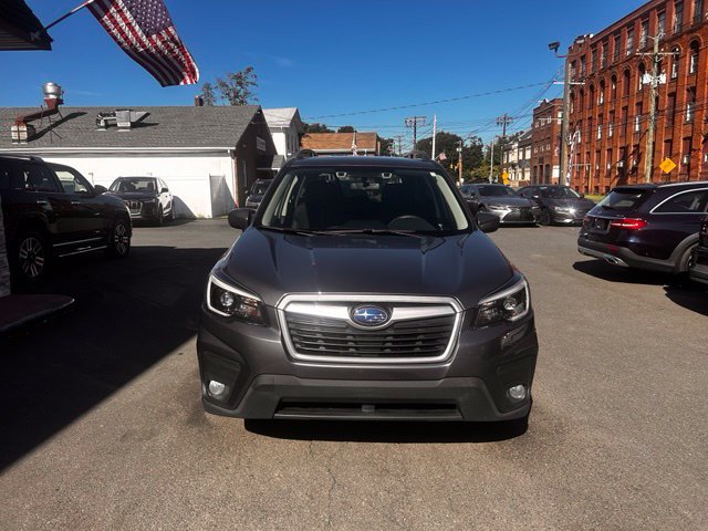 Used 2021 Subaru Forester Premium AWD/4WD image 2