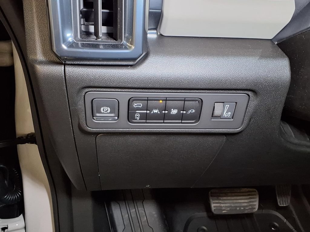 Used 2026 GMC Hummer EV SUV AWD/4WD image 17