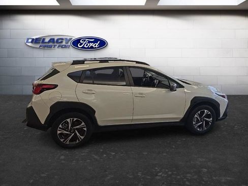 Used 2024 Subaru Crosstrek 2.0i Premium AWD/4WD image 9