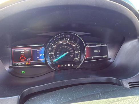 Used 2018 Ford Explorer XLT w/ Equipment Group 202A image 28