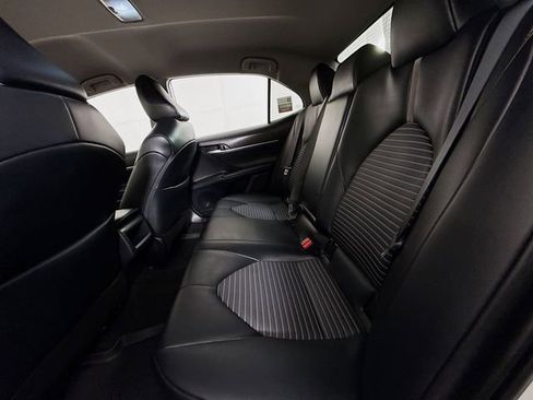 Used 2023 Toyota Camry SE w/ Convenience Package image 9