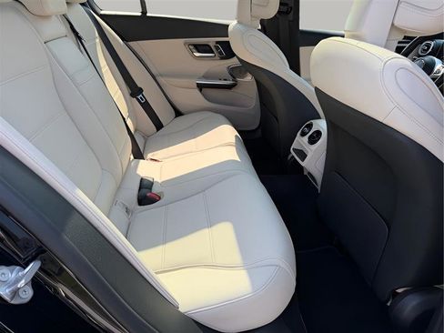 Used 2022 Mercedes-Benz C 300 Sedan w/ Exclusive Trim Package image 23