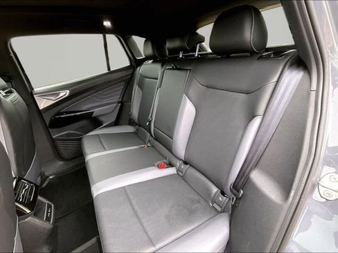Used 2023 Volkswagen ID.4 Pro S RWD image 28