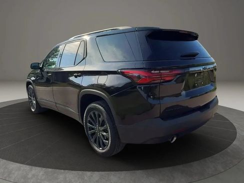 Used 2023 Chevrolet Traverse RS AWD/4WD image 4
