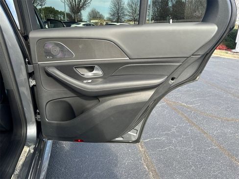 Certified 2022 Mercedes-Benz GLE 350 w/ AMG Line Exterior image 18
