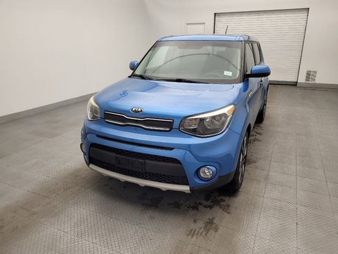 Used 2019 Kia Soul + image 15