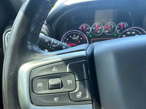 Used 2021 Chevrolet Silverado 1500 LT Trail Boss w/ Convenience Package II AWD/4WD image 16